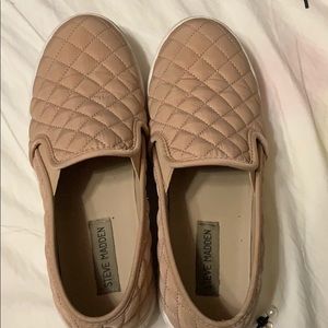 Steve Madden slip ons